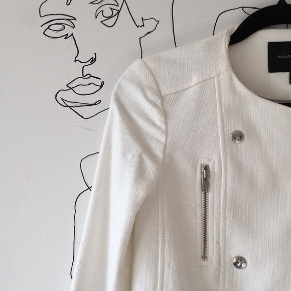 Banana Republic Jackets & Blazers - Banana Republic White Textured Moto Jacket SZ 0